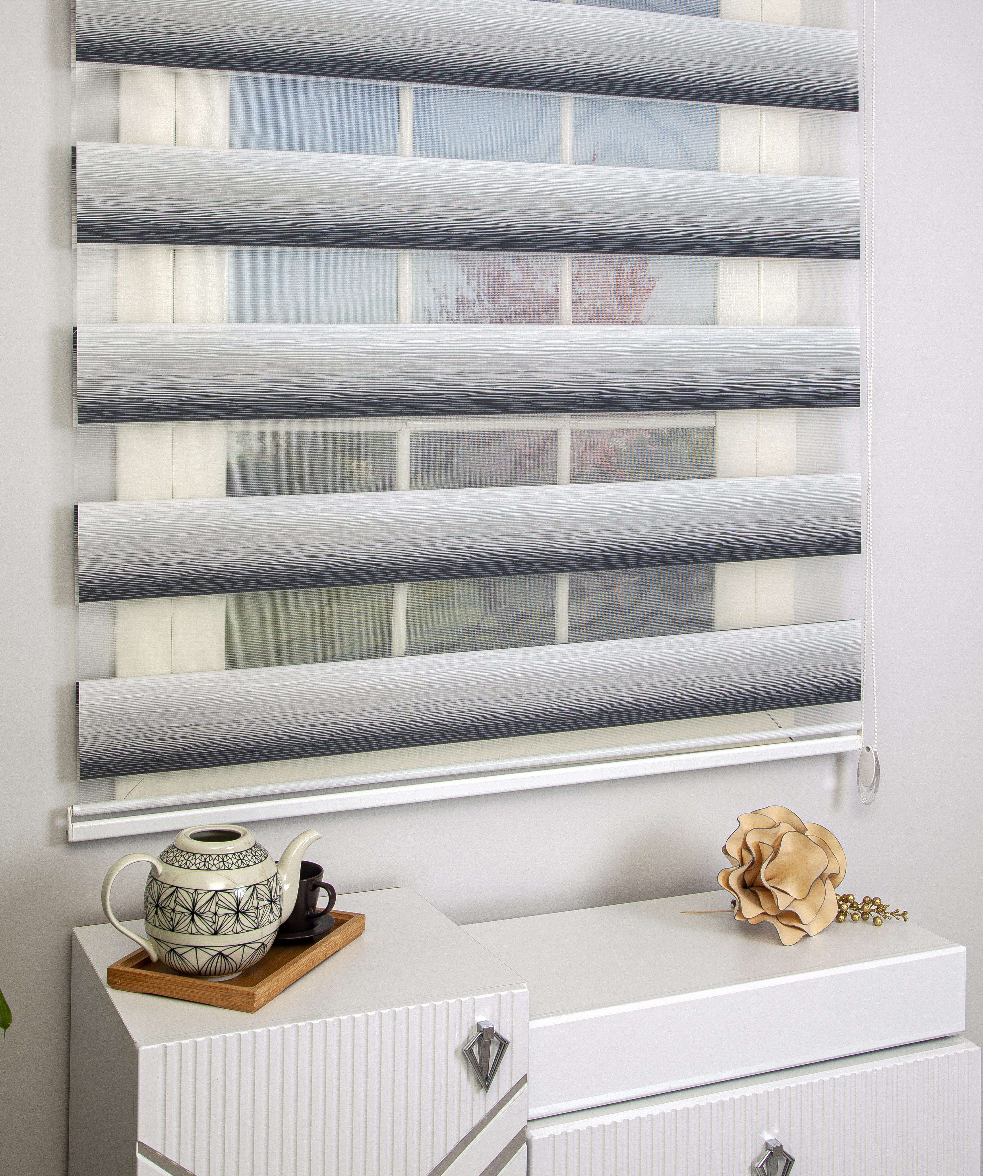 RENK GEÇİŞLİ ZEBRA PERDE ROMA 450