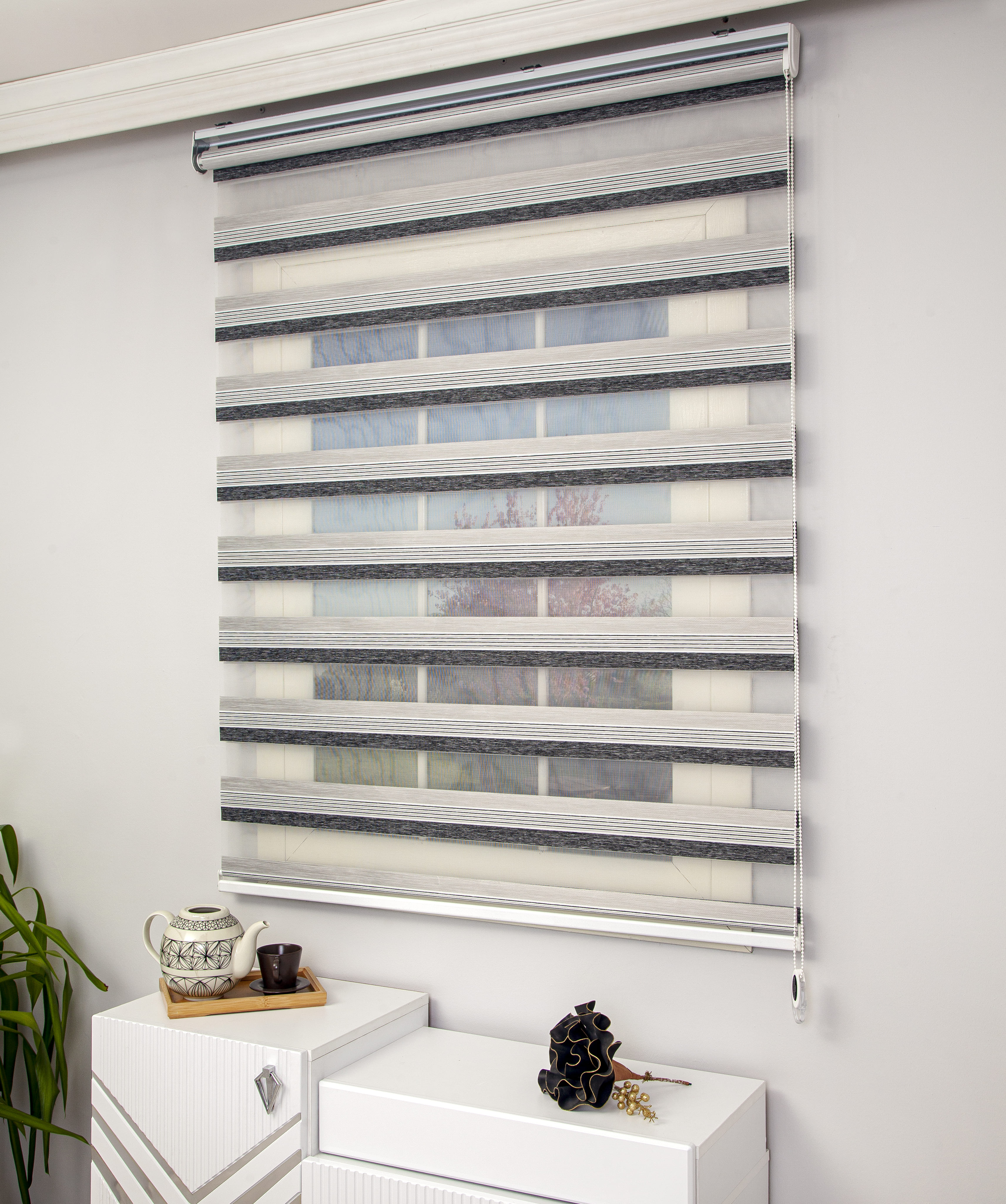 RENK GEÇİŞLİ ZEBRA PERDE CLASS 1303