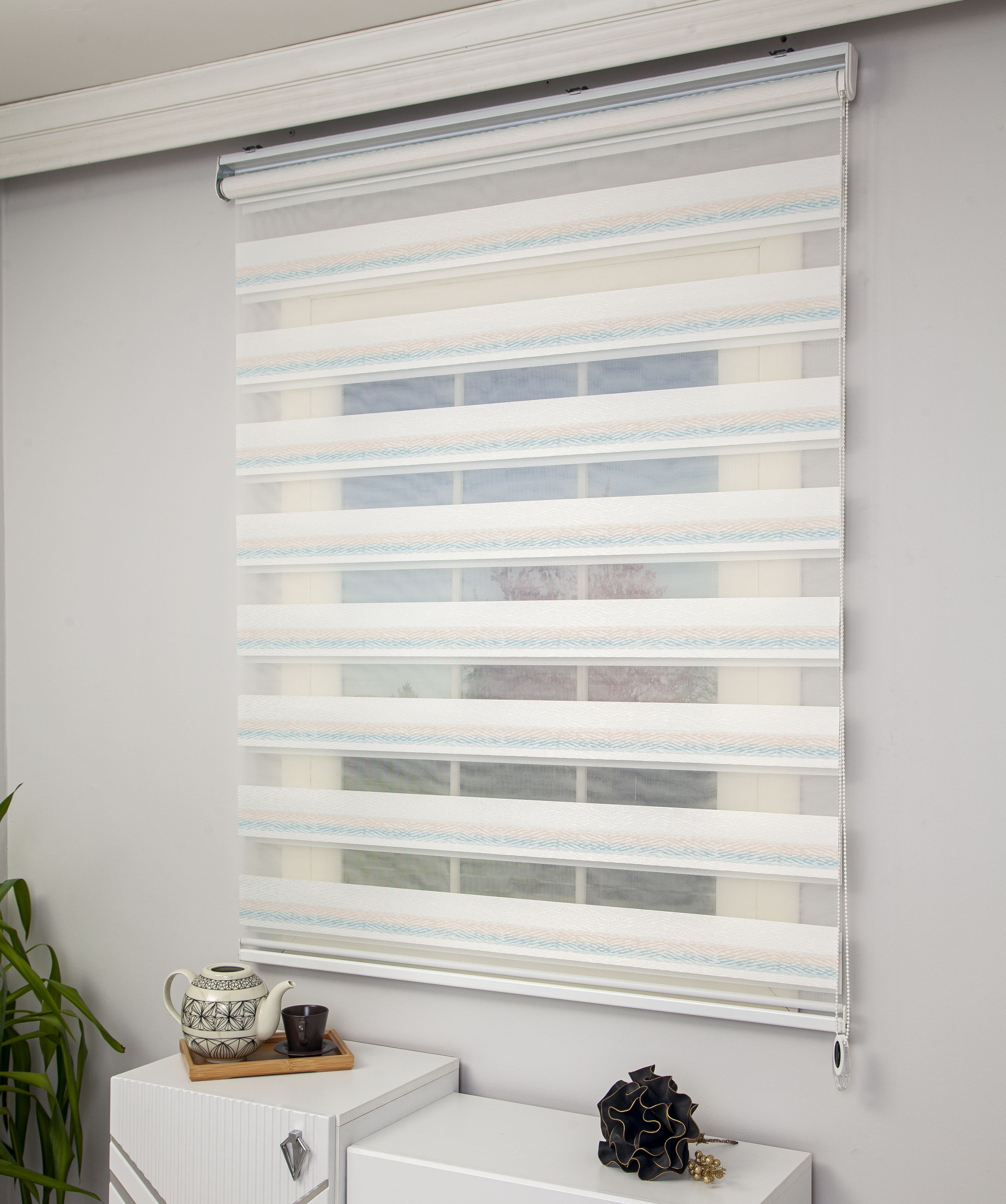 RENK GEÇİŞLİ ZEBRA PERDE GİLAN 502