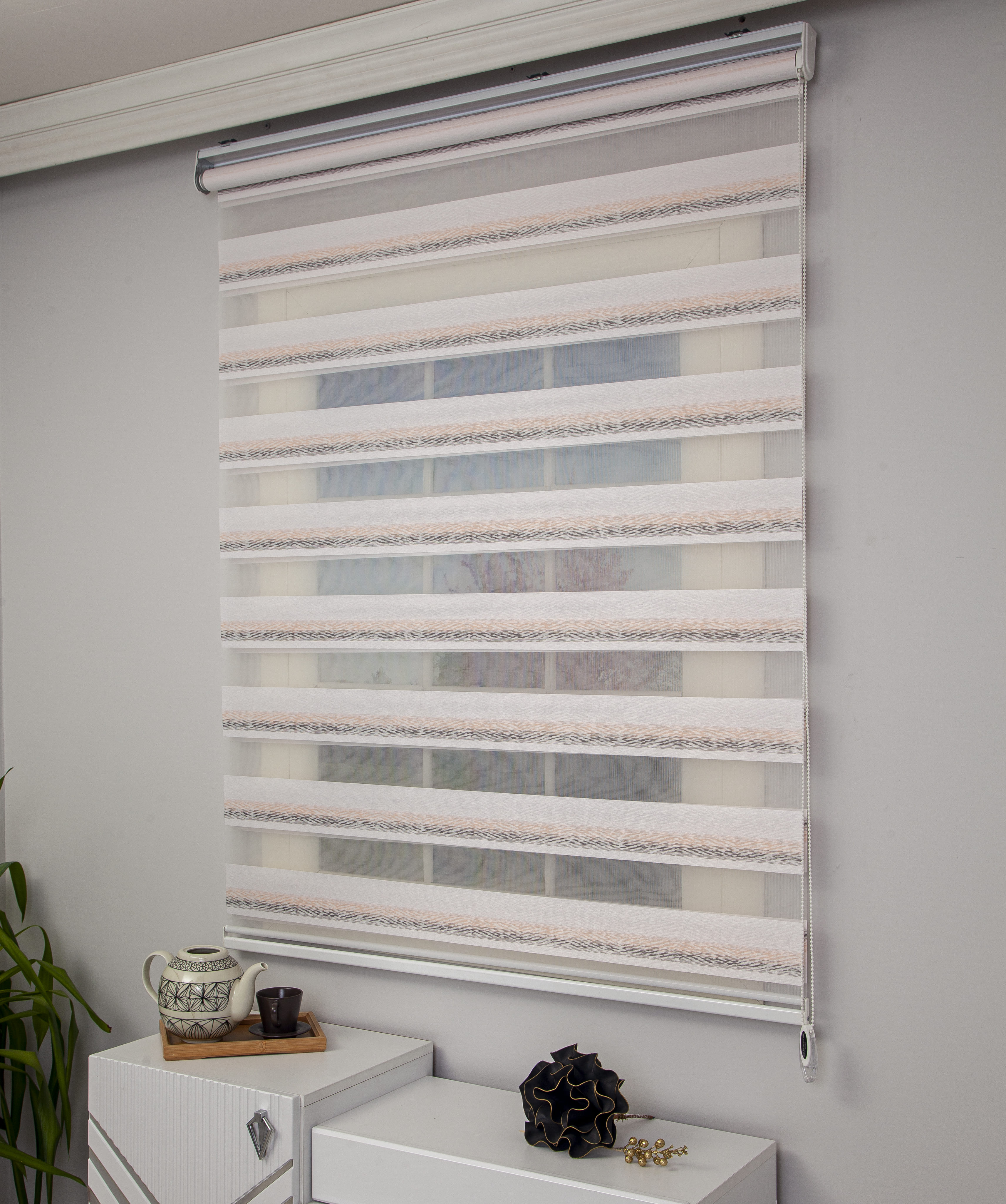 RENK GEÇİŞLİ ZEBRA PERDE GİLAN 502