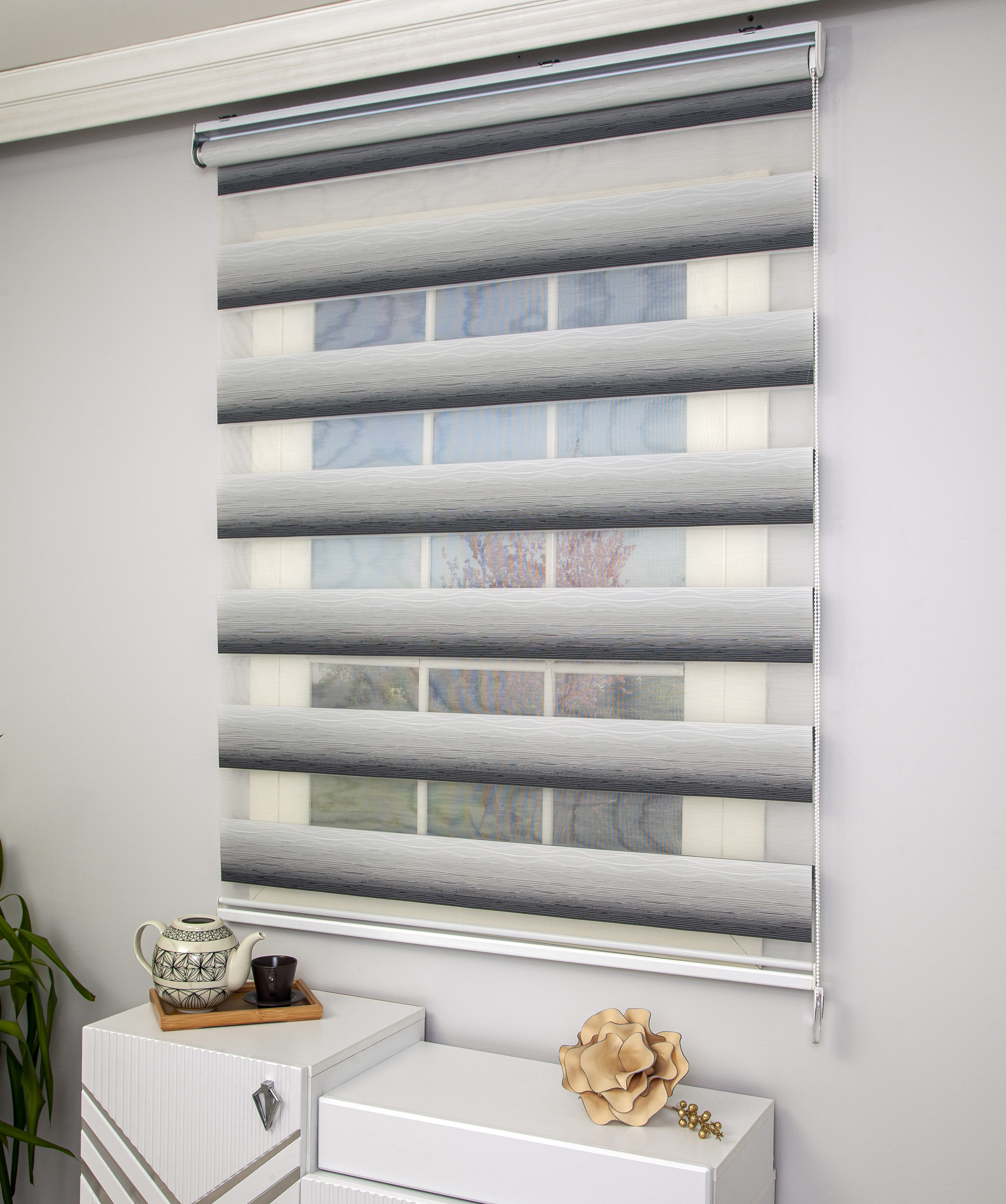 RENK GEÇİŞLİ ZEBRA PERDE RİO 605